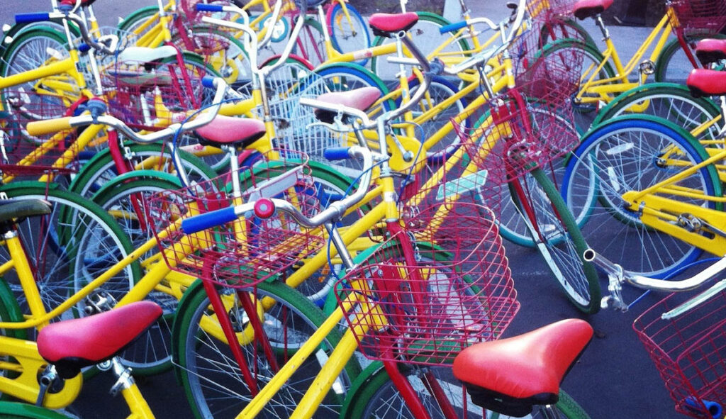 Den Haag in top vijf van gevaarlijkste fietsgemeenten