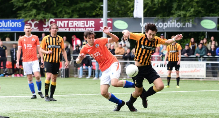 HVV Verzekert Zich van Promotie naar de Eerste Klasse na Spannende Zege op sv Honselersdijk