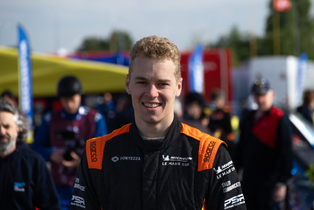 Debuut Haagse autocoureur Max van der Snel in Road to Le Mans