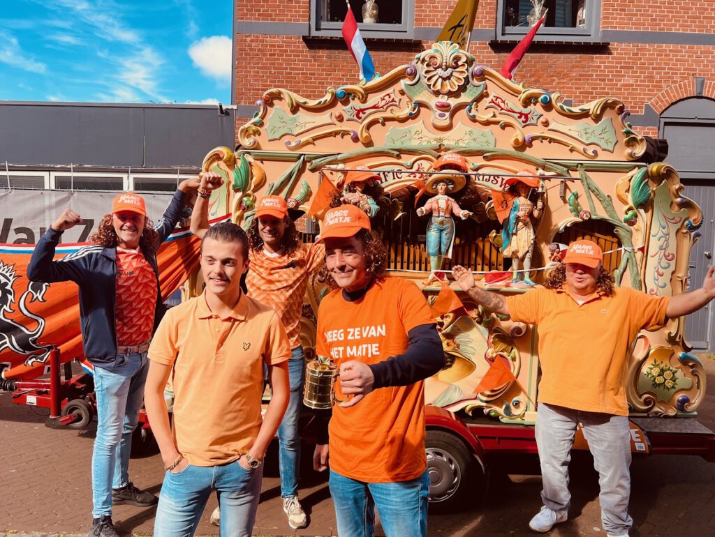 Haags Matje Gaat Voor Hattrick Tijdens EK Voetbal