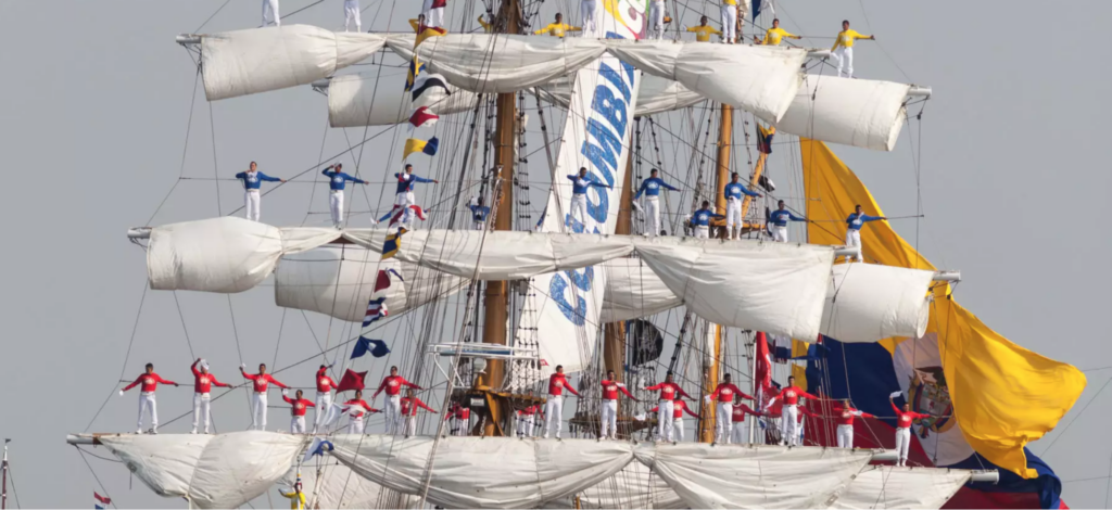 Colombiaans vlaggenschip ARC Gloria bezoekt Scheveningen