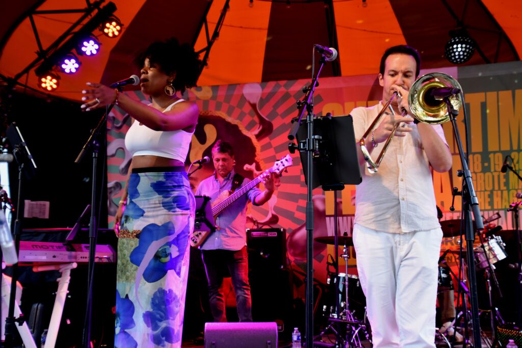 Summertime Festival Den Haag van start: Muzikale Diversiteit op de Grote Markt