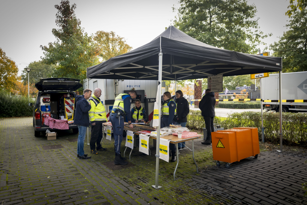 Lachgasflessen, wapens en illegaal vuurwerk opgehaald in Week van de Veiligheid