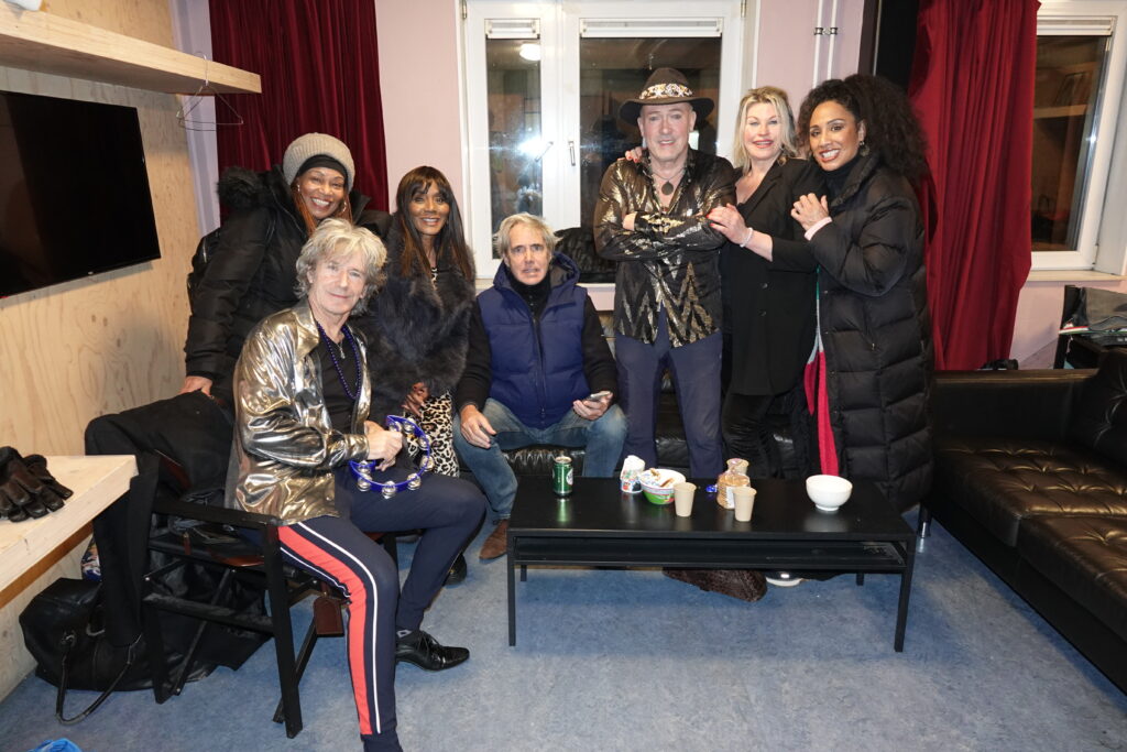 De Nacht van de Nederpop in het Paard werd een prachtig muzikaal evenement De Nacht van de Nederpop in het Paard werd een prachtig muzikaal evenement