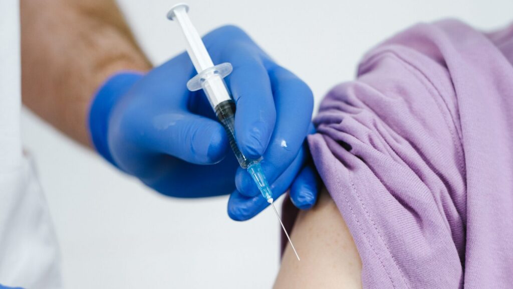 Lage vaccinatiegraad zorgwekkend, wijkgerichte aanpak belangrijk
