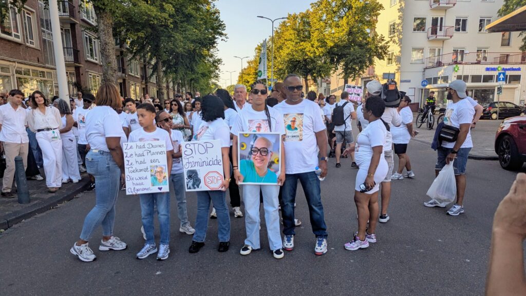 Stille tocht in Den Haag tegen femicide voor Janina