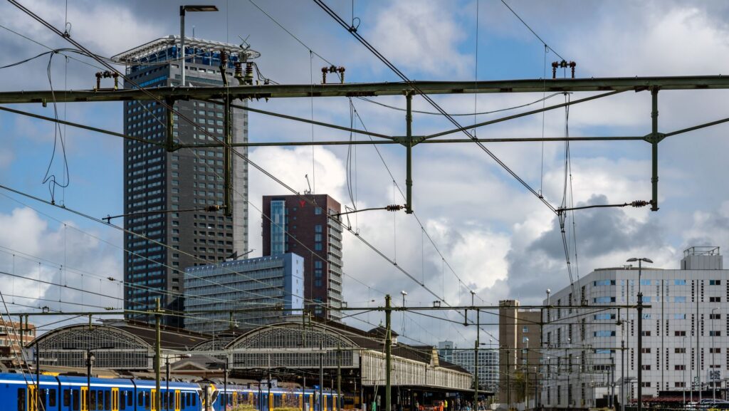 Steeds meer internationale treinverbindingen naar en vanuit Den Haag Steeds meer internationale treinverbindingen naar en vanuit Den Haag