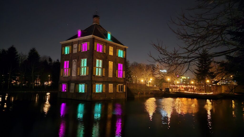 Museumnacht Huygens Museum met parfum en popmuziek